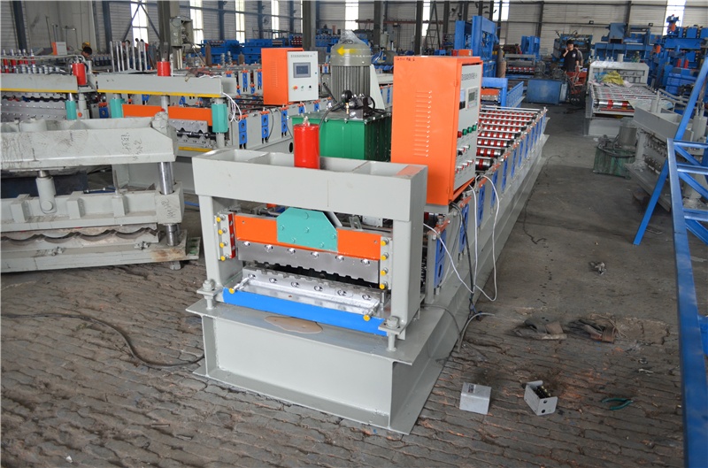 Corrugated Steel Profile Galvanized Roofing Sheet Forming Machine